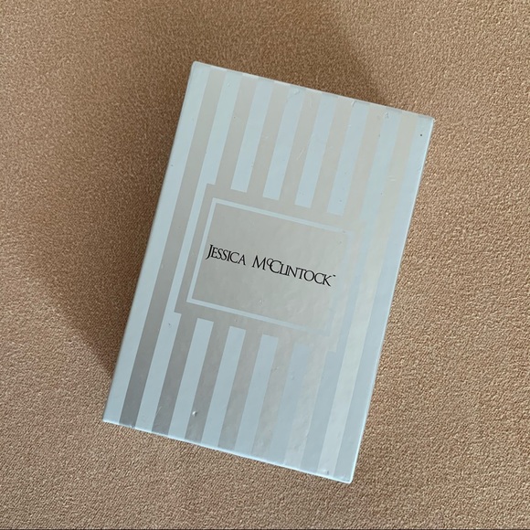 Jesica McClintock necklace set (in box). - Picture 3 of 4